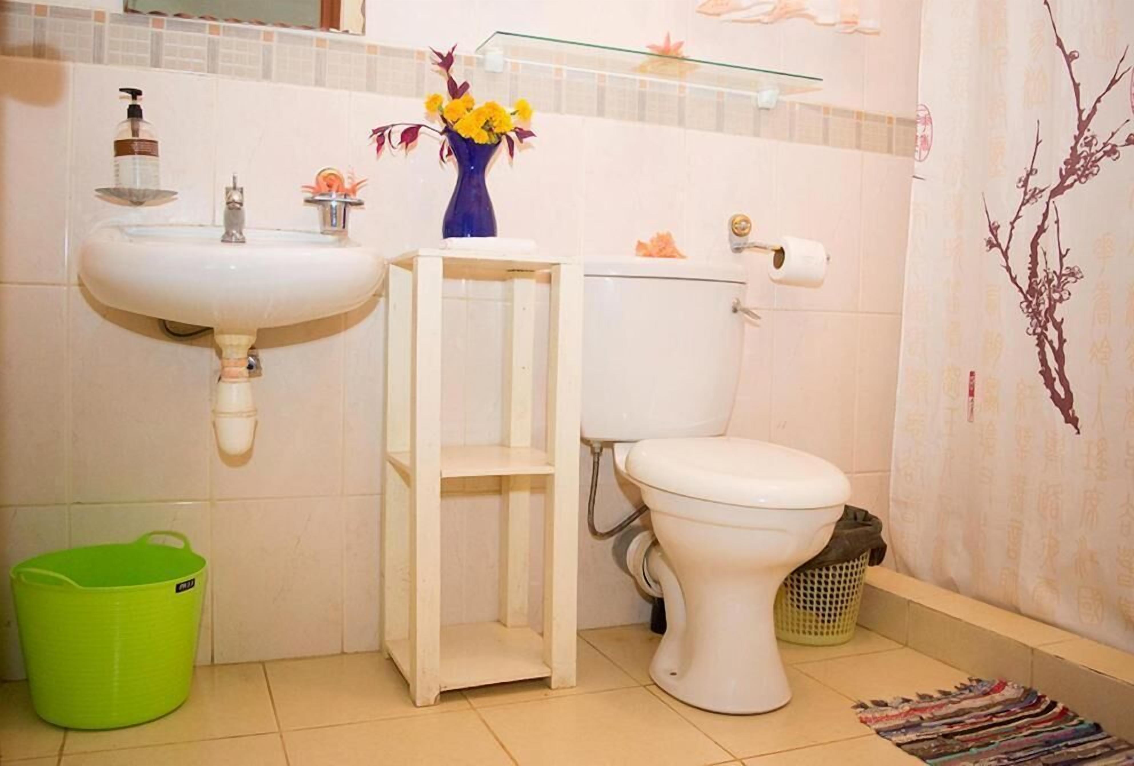 Photo - Evergreen Apartments