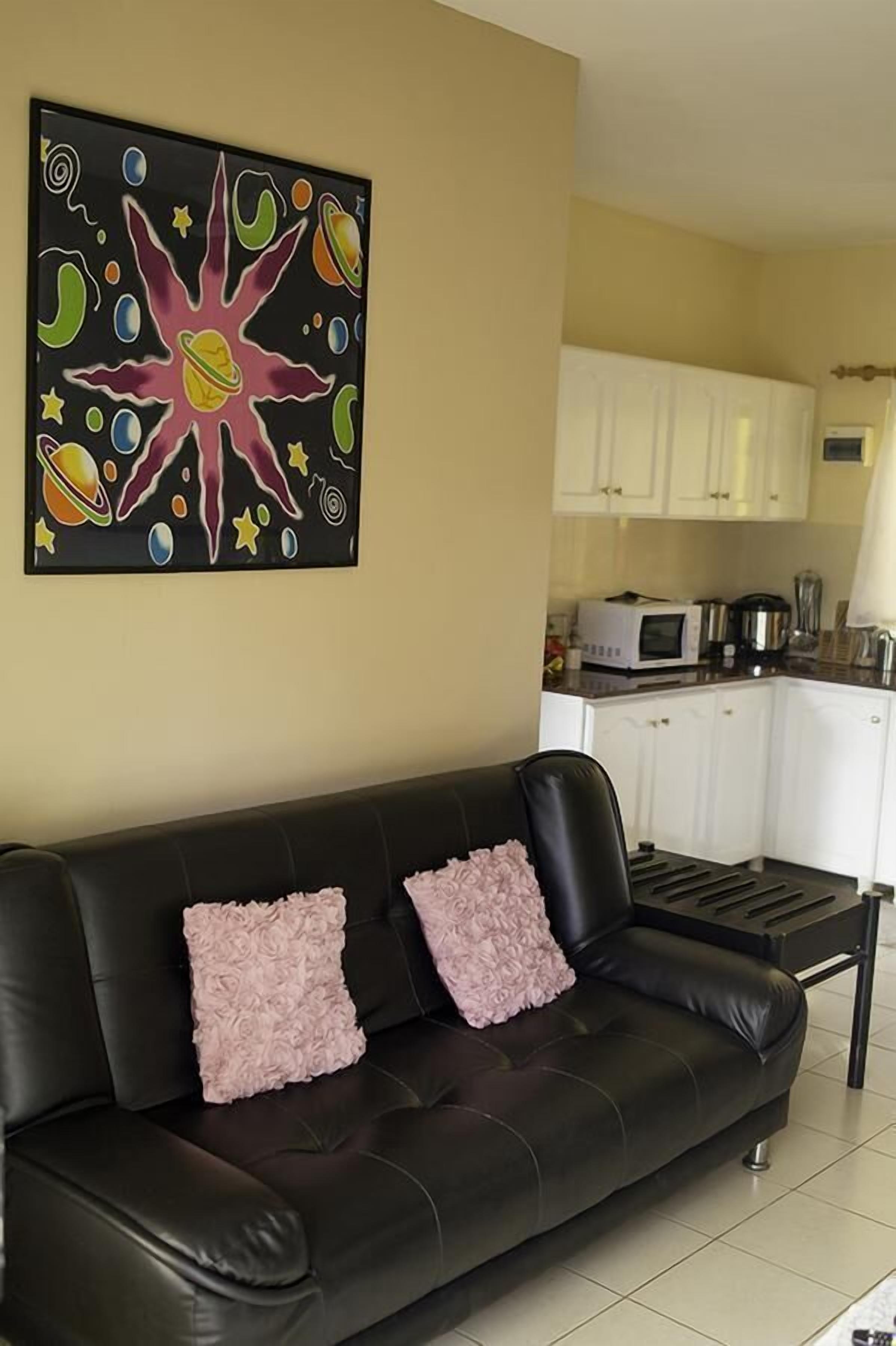 Photo - Evergreen Apartments