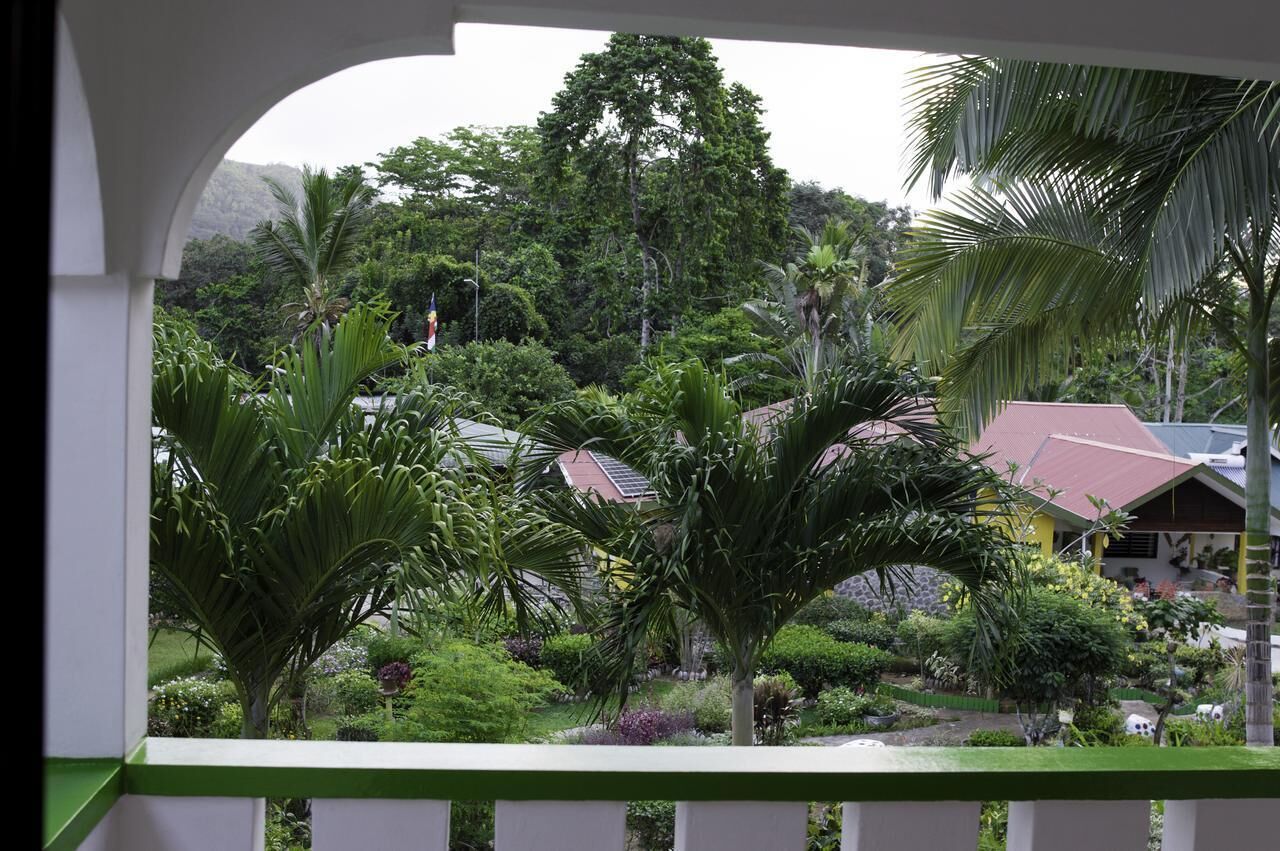 Photo - Evergreen Apartments