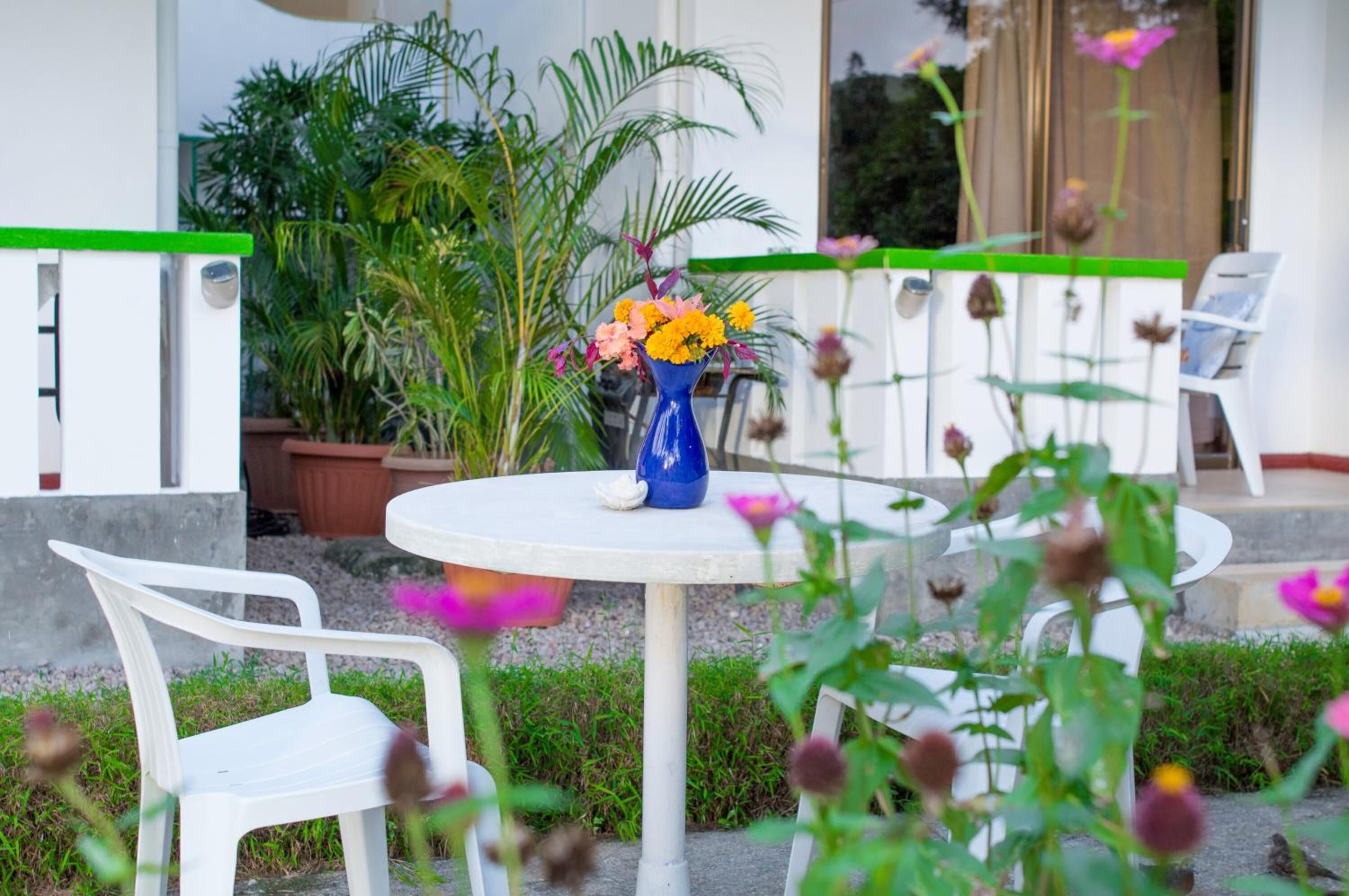 Photo - Evergreen Apartments