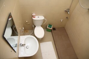 تجهيزات دش، دُش غزير، مناشف