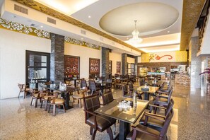 Desayuno buffet incluido todos los días