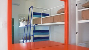 Standard Room | 1 bedroom, free WiFi - Hangover Hostels Arugam Bay (Arugam Bay)