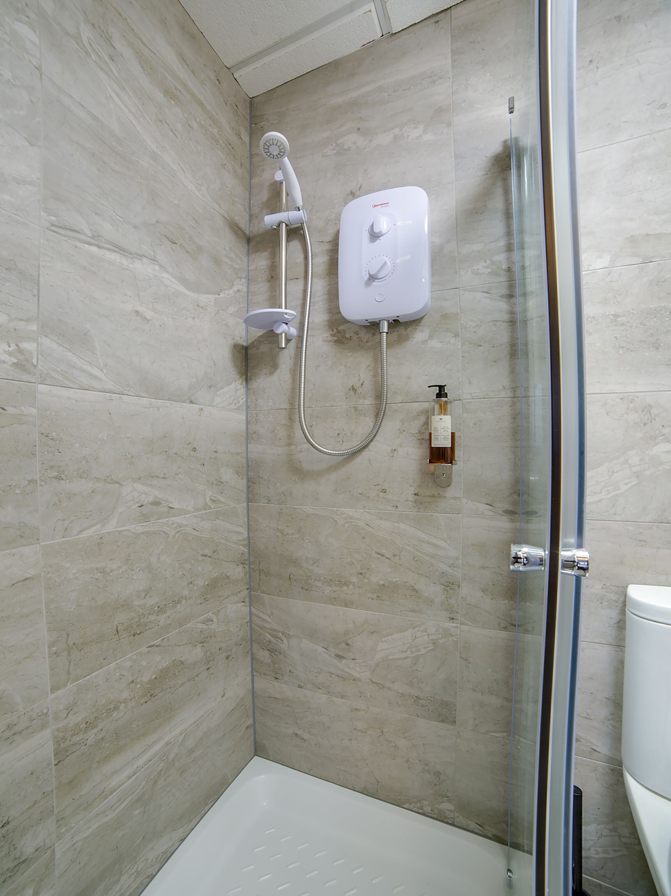 Chambre Standard avec lits jumeaux, 2 lits une place | Salle de bain