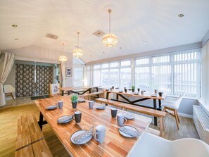 每日供應歐陸早餐 (每人 GBP7)