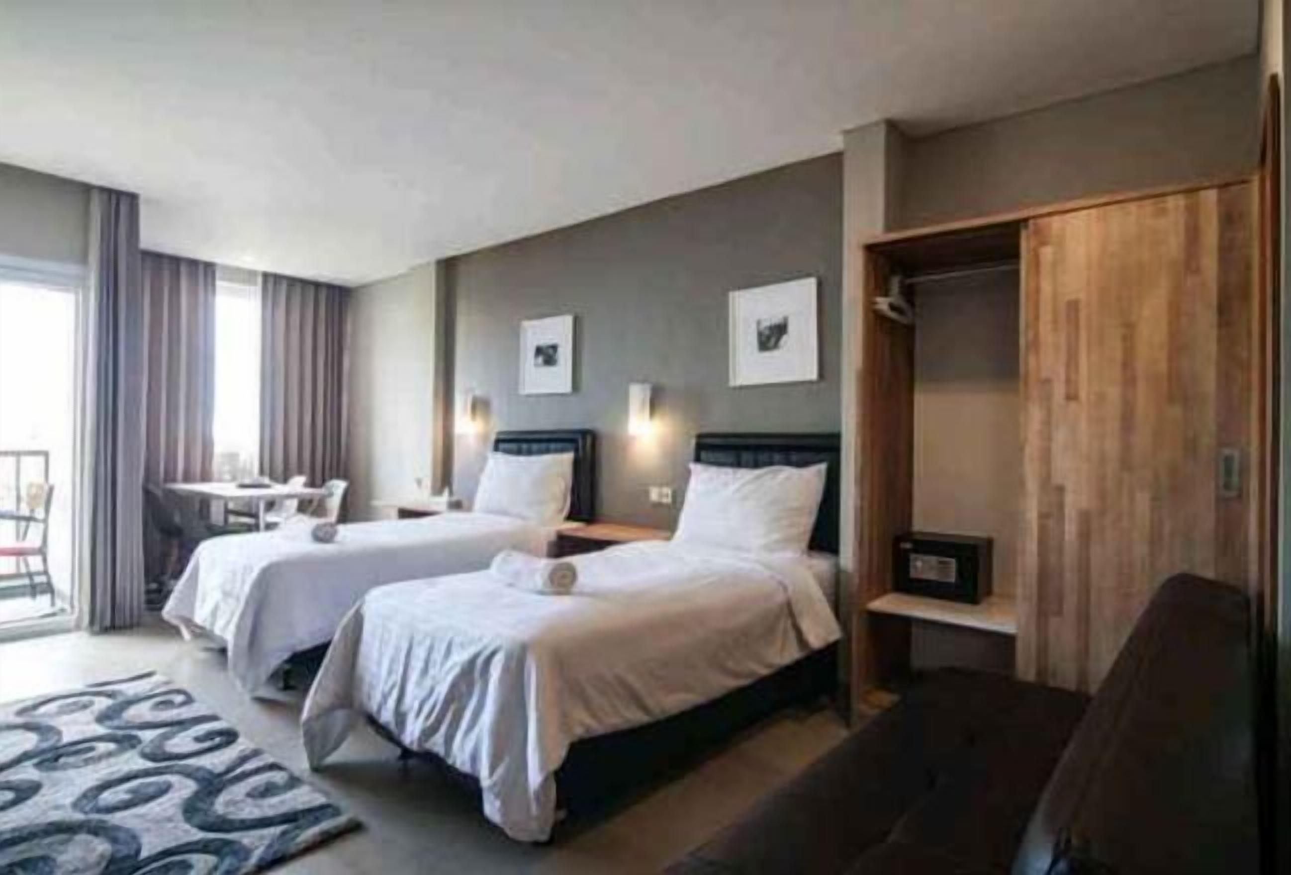 In-room safe, desk, laptop workspace, blackout curtains