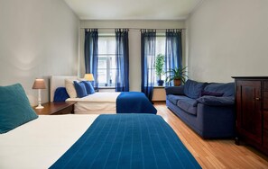 Individually decorated, iron/ironing board, free WiFi, bed sheets - ReHouse (Vilnius)