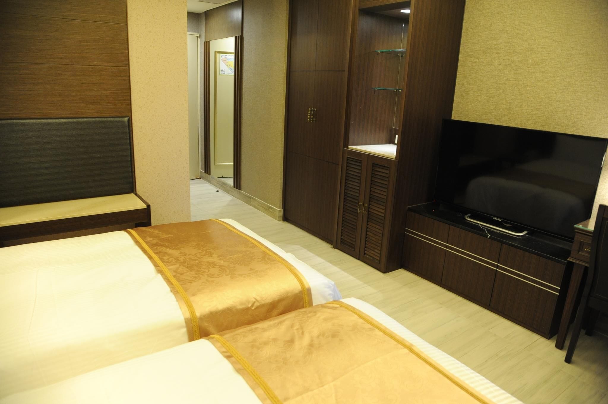 economy twin room, no windows | desk, blackout curtains, soundproofing, free wifi