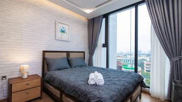 1 bedroom, in-room safe, WiFi, bed sheets