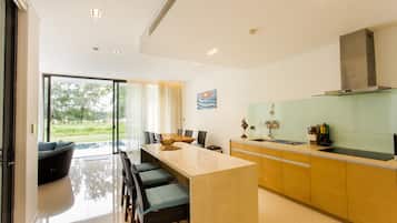 Fridge, oven, electric kettle, cookware/dishes/utensils