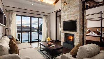 Deluxe Villa, Lake View | Living area | Flat-screen TV