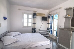 Studio, Sea View, Beachfront - Sunset Studios (Naxos)