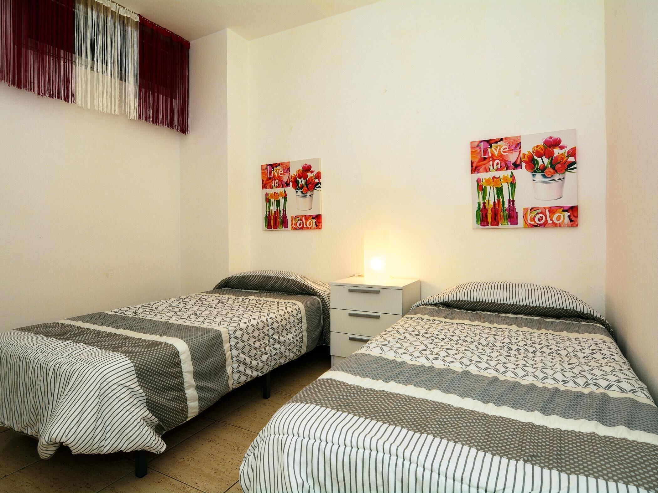 2 bedrooms, Internet, bed sheets