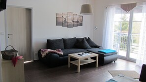 Apartment, Garden View (4) | Living area