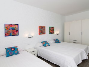 1 habitación, internet y ropa de cama 