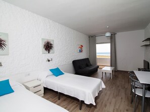 Acceso a internet y ropa de cama 