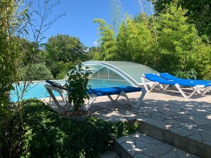 Indoor pool, seasonal outdoor pool, pool loungers