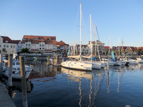 Ferienwohnung Seestern - Seenah, lichtdurchflutet mit 2 Balkonen und Stellplatz