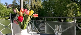 Luxe appartement in villawijk met groot balkon op het zuiden op het zuiden