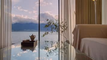 Suite Confort, 1 cama de matrimonio, no fumadores | 1 dormitorio, minibar, caja fuerte y decoración individual