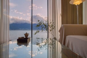 1 bedroom, minibar, in-room safe, individually decorated