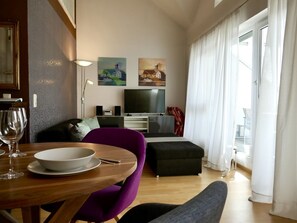 Fernseher, Stereoanlage