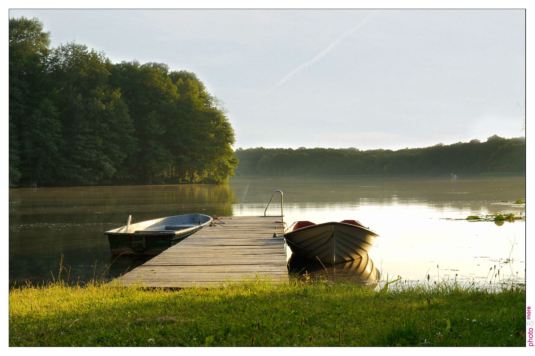 Cozy apartment with direct lake view from the balcony and lake access