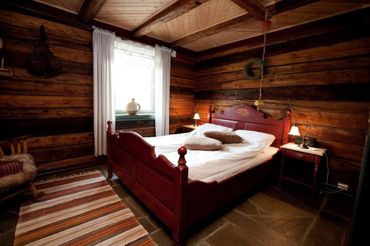 individually decorated, individually furnished, blackout curtains