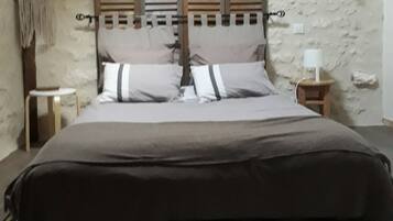 Premium bedding, blackout curtains, free WiFi, bed sheets