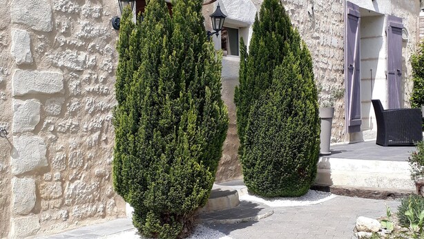 Fachada de la propiedad