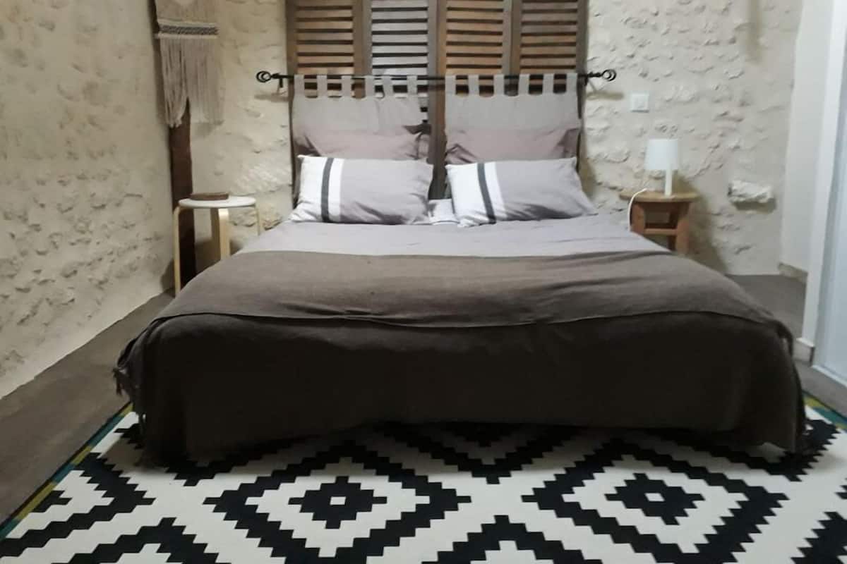 Suite Familiale, 2 chambres, salle de bains commune (Caramel) | Literie de qualité supérieure, rideaux occultants, Wi-Fi gratuit