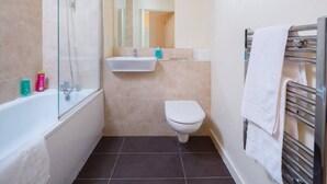 Bathroom - Golden Heights (Maidstone)