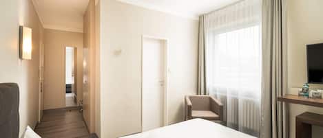 Superior Single Room, 1 Queen Bed