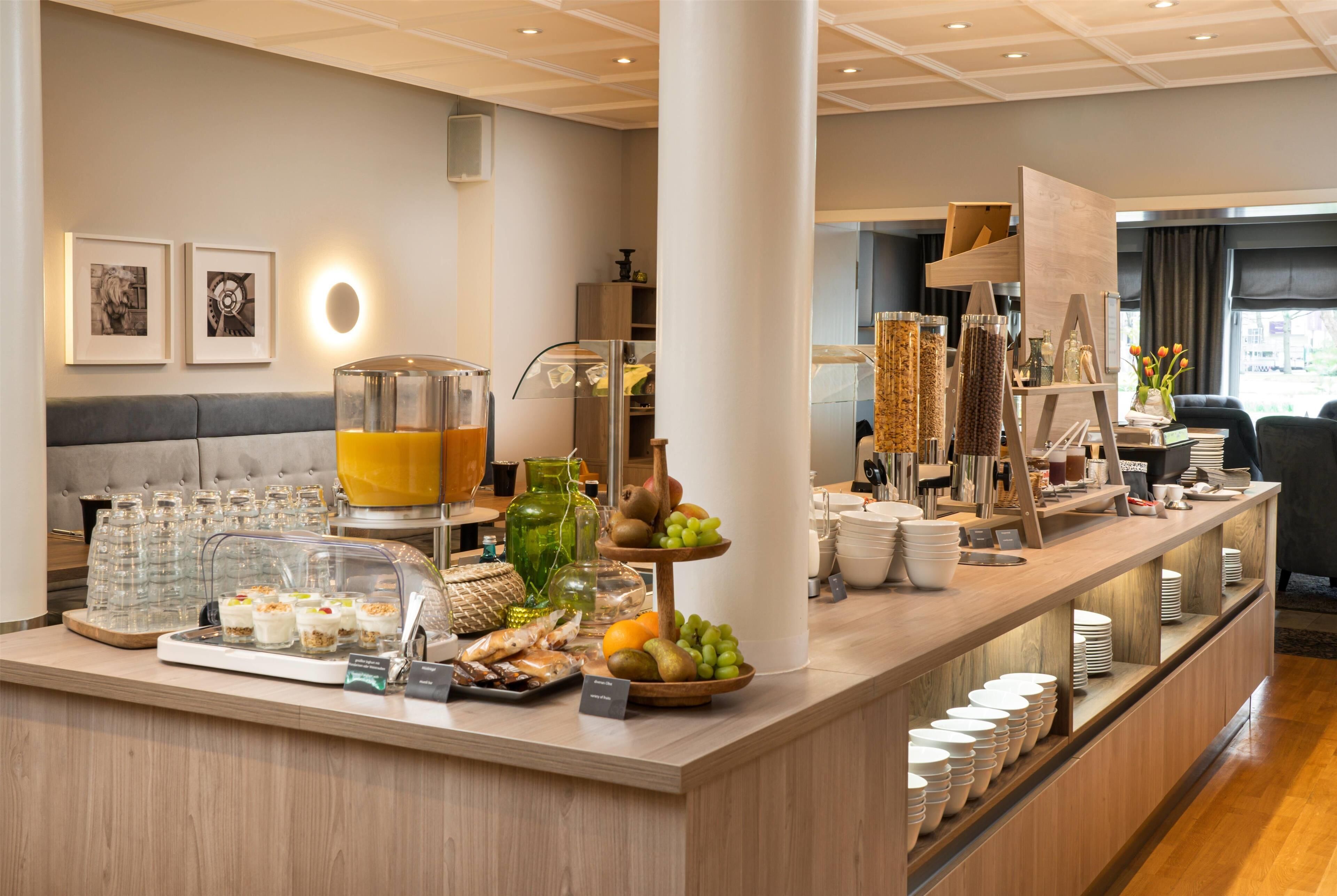 Buffet breakfast on weekends (EUR 16 per person)