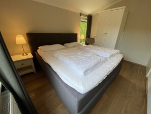 3 chambres, accès au Wi-Fi (inclus), literie fournie