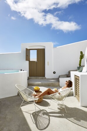 House, 2 Bedrooms, Hot Tub (Split Level) | Courtyard view