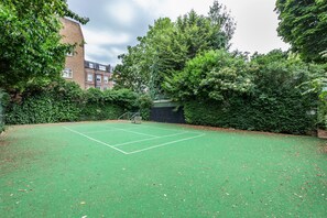Terrain de tennis