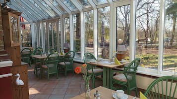 Petit-déjeuner buffet compris tous les jours