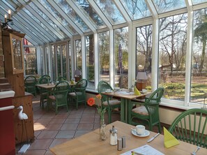 Petit déjeuner buffet compris tous les jours