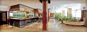 Bar (on property) - Bugalows camping Regio (Santa Marta de Tormes)