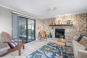 Unclassified image, 5 of 37, button