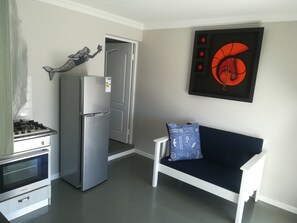Standard Suite (Mermaid 1) | Private kitchen | Full-sized fridge, microwave, oven, stovetop - Sea esta Selfcatering  Guesthouse (Bergrivier)