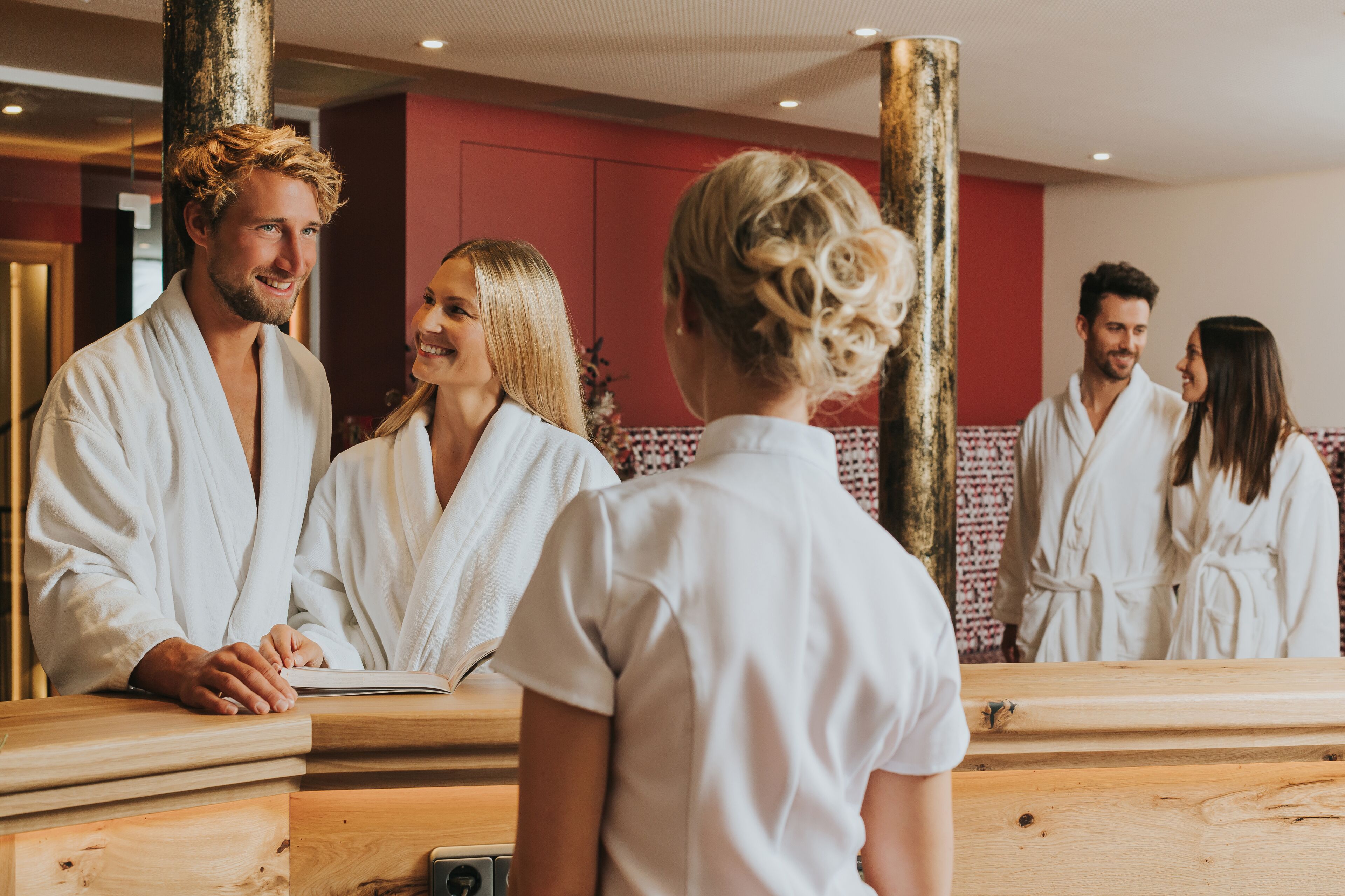 sauna, hot tub, steam room, hot springs/mineral springs, body treatments