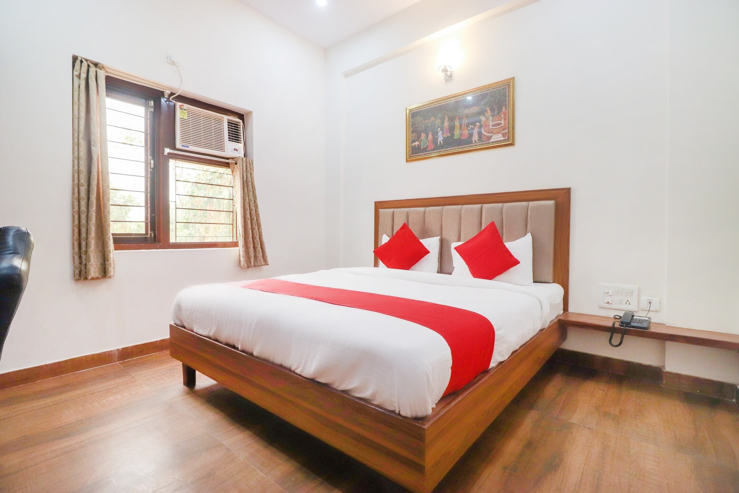 Standard Double Room | Bed sheets