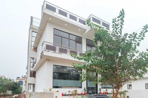 Exterior - OYO 62646 Taj Classic (Agra)