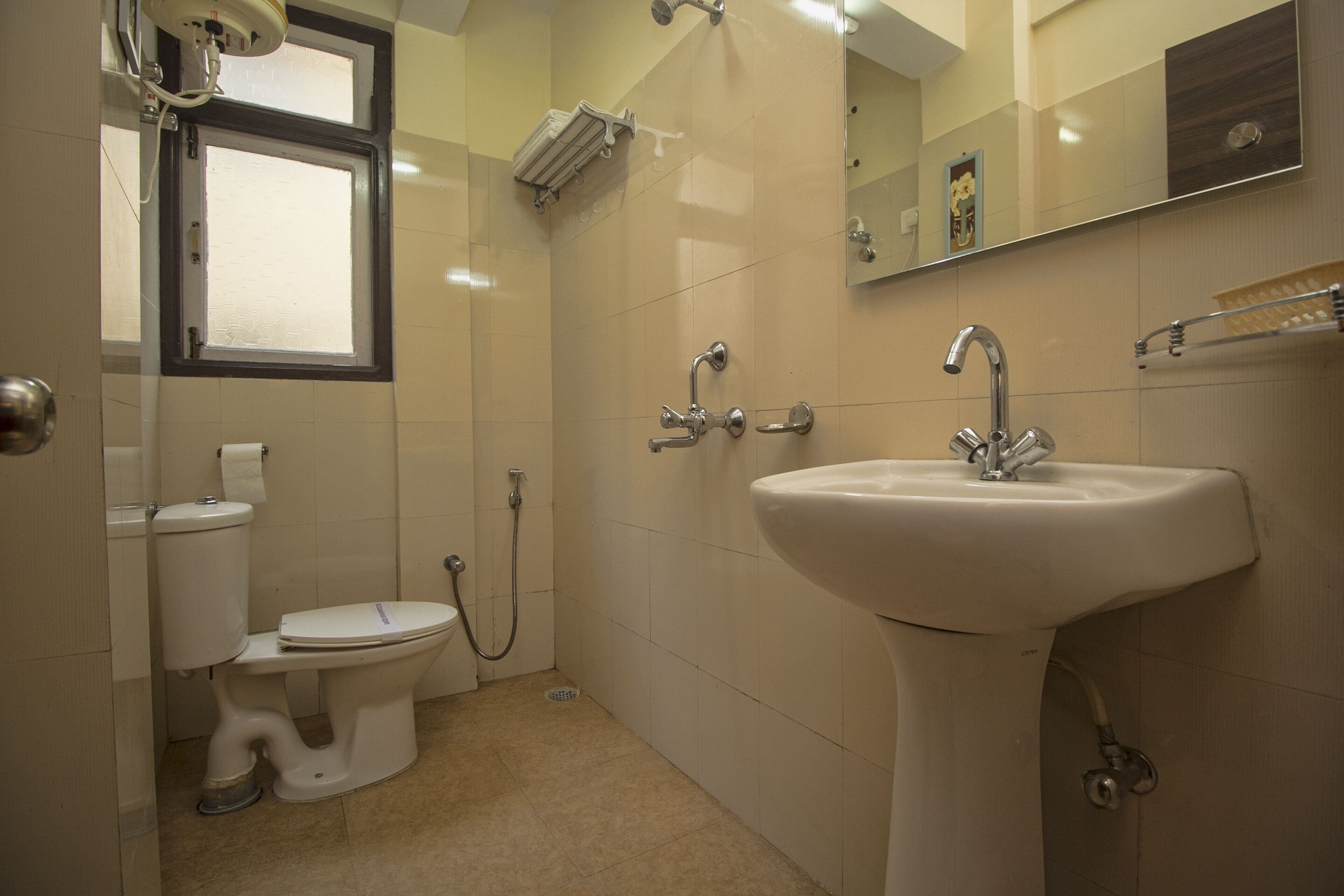 Habitación con 1 cama doble o 2 individuales | Baño | Toallas