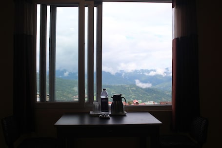 Premium bedding, bed sheets