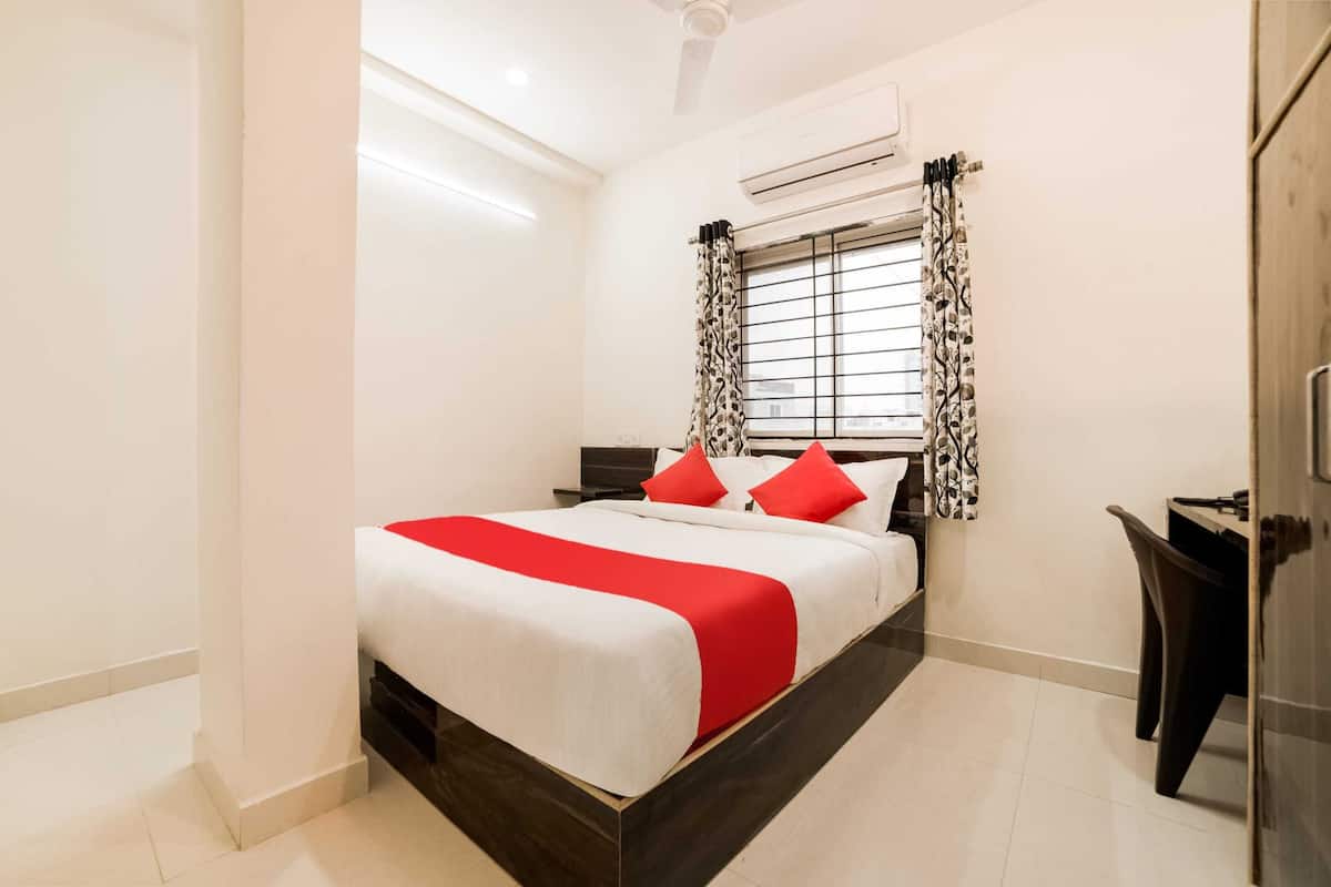Quarto casal | Wi-Fi de cortesia, roupa de cama