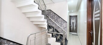 OYO 15496 Shree Hari Castle