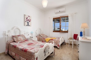 3 camere, cassaforte in camera, ferro/asse da stiro, Wi-Fi